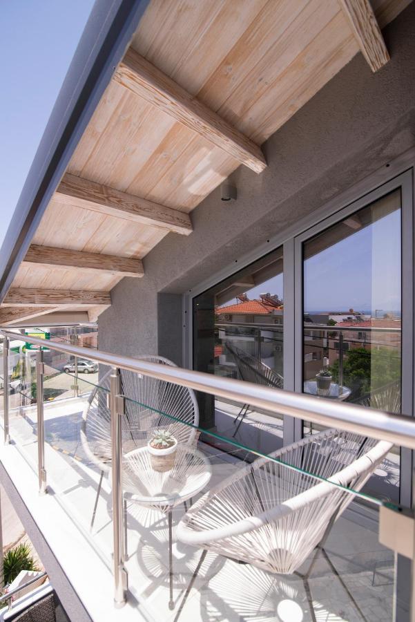 Lena Apartments Potos Exterior photo