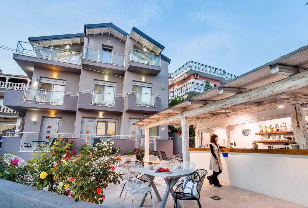 Lena Apartments Potos Exterior photo