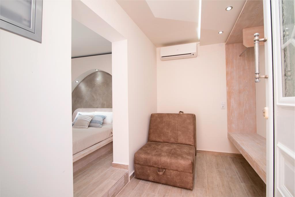 Lena Apartments Potos Exterior photo
